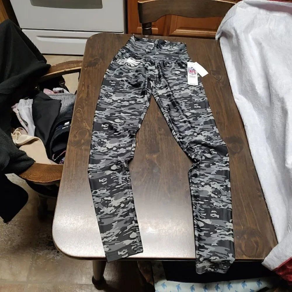 New Team Apparel Gray Black Eagles Leggings Size women's XS